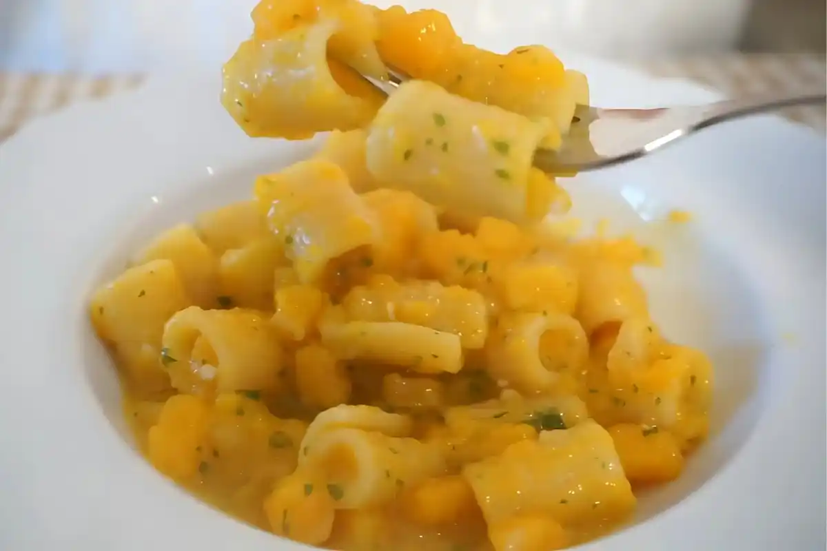 PASTA CON LA ZUCCA
